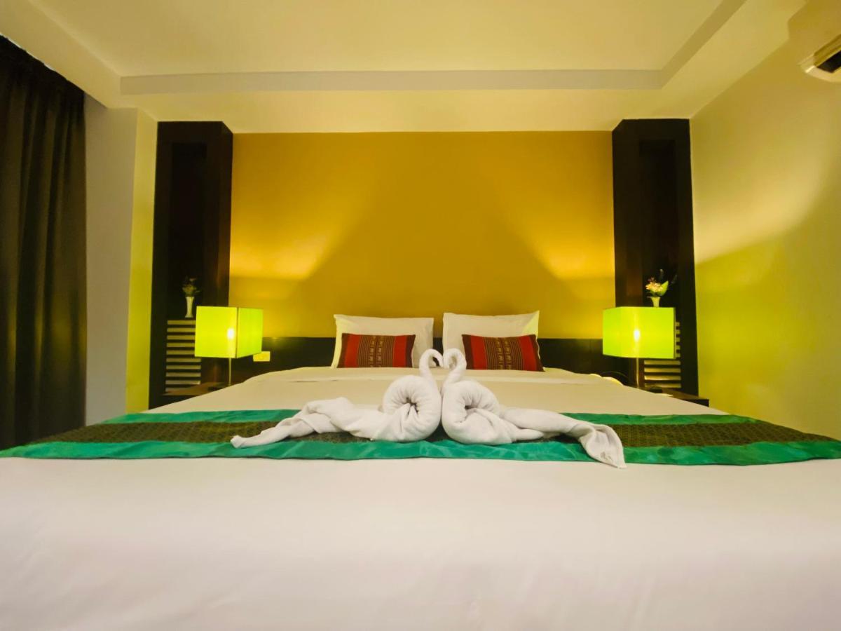 Tycoon Suite By Goad Avadhess Hospitality 1Km Walking Street Pattaya Beach Exteriör bild